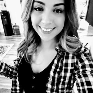 Meet your Posher, Deserae